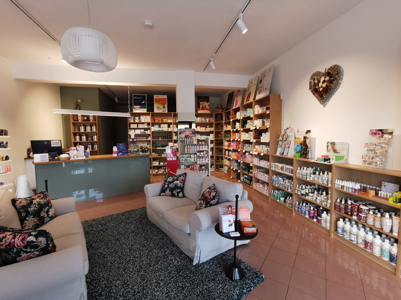 Erboristeria il carpino negozio